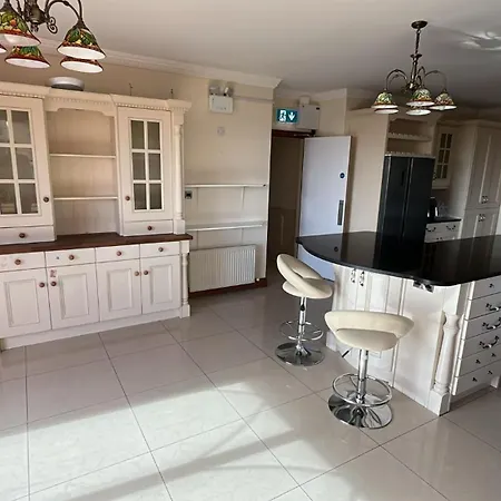 Scartagh House, Scartagh, * Clonakilty