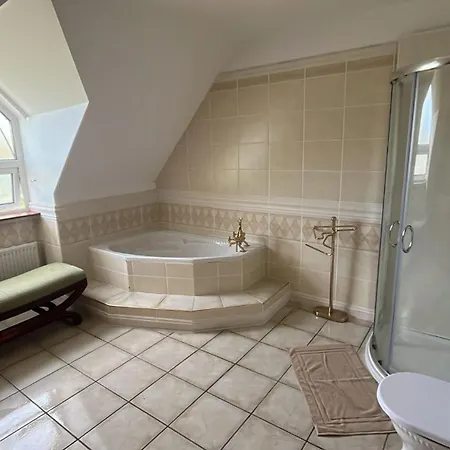 Scartagh House, Scartagh, Country house *
