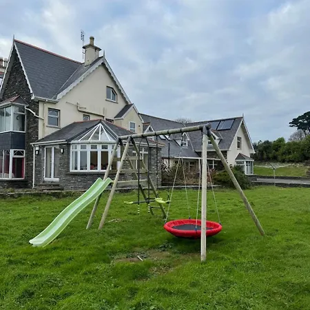 Country house Scartagh House, Scartagh, *